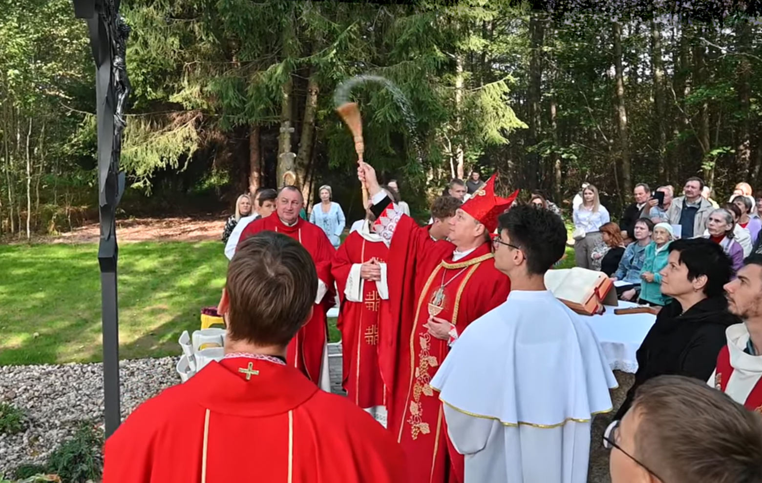 14 09 2025 garadok157 1