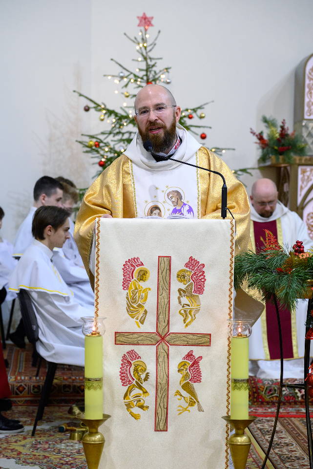 erc_8212_20221229_1133003981