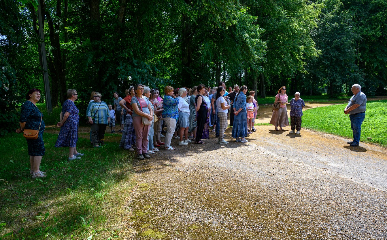 vandrouka2906202400069