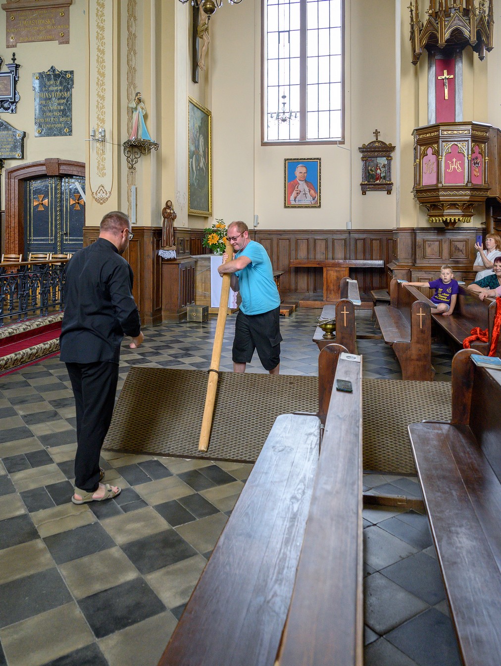 vandrouka2906202400085